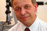 Dr. Fechner, leitender Augenarzt